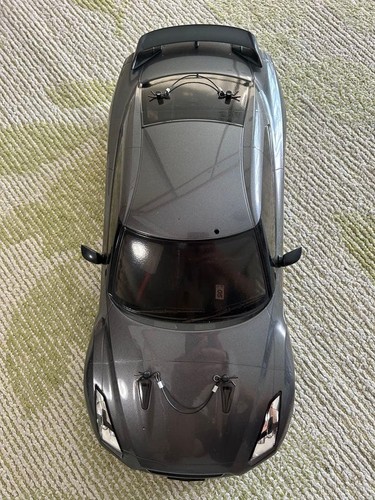 Nissan scala 10 rc auto - 1/10,